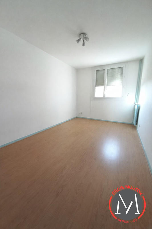 Appartement - 103 m² - 5 pièces