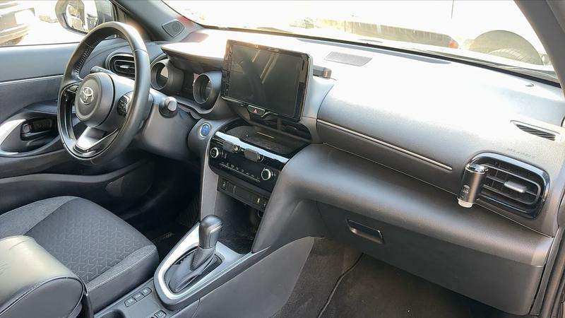 Toyota Yaris Cross IV 1.5 Vvti 116 Hybrid E-Cvt Design - Automatique Entretien constructeur