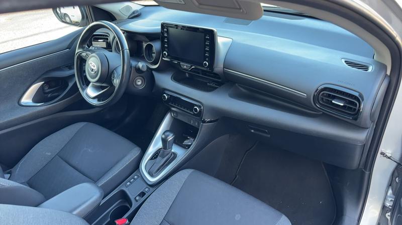 Toyota Yaris 1.5 Vvti 116 Hybrid E-Cvt Design - Automatique Entretien constructeur