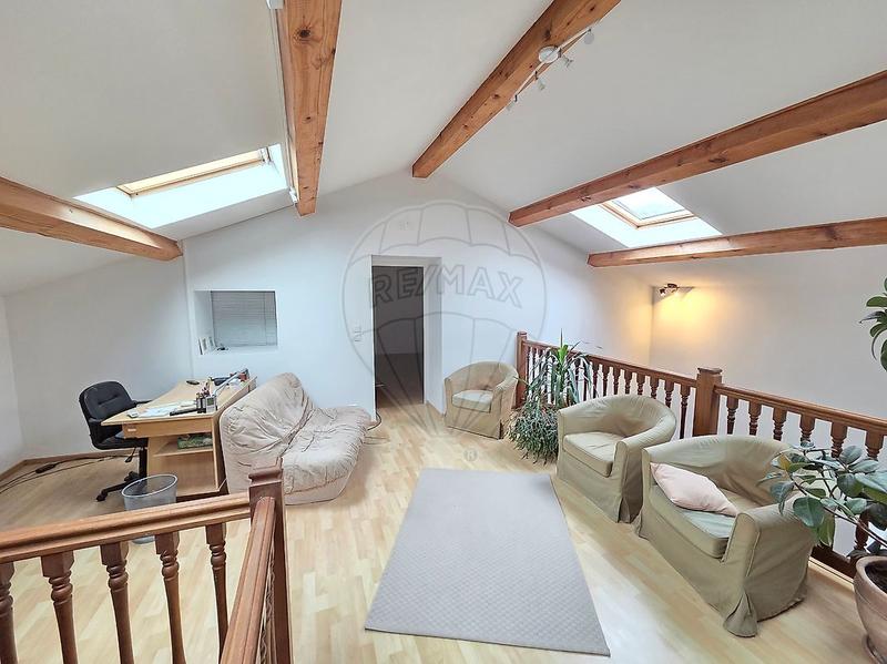 Maison - 177 m² - 5 pièces