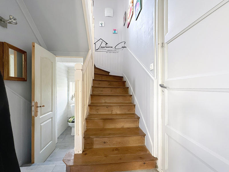 Maison - 126 m² - 9 pièces