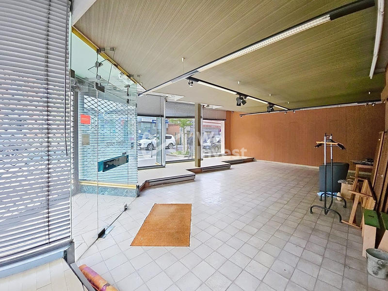 Maison - 250 m² - 7 pièces