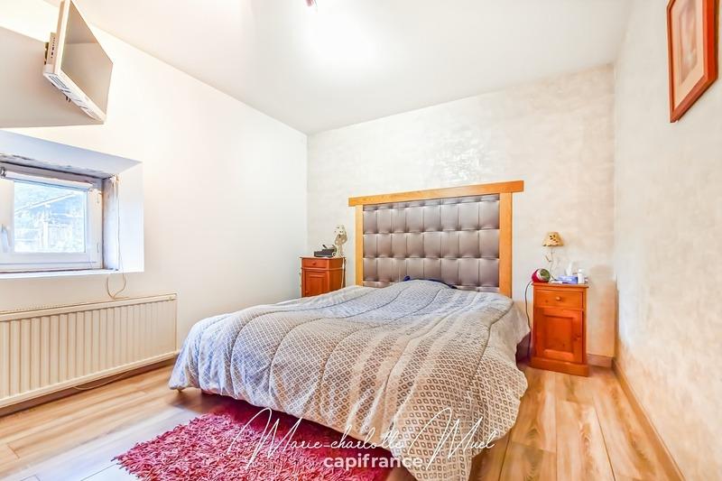 Propriété - 224 m² - 8 pièces