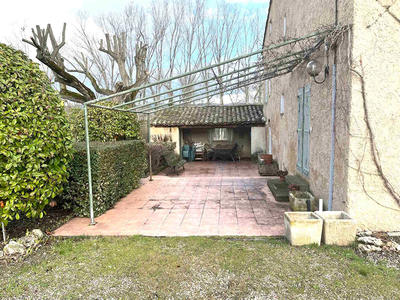 Maison - 199 m² - 7 pièces