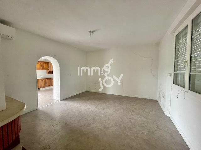 Maison - 180 m² - 7 pièces