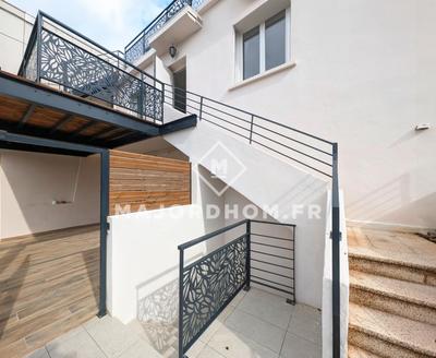 Appartement - 87 m² - 3 pièces