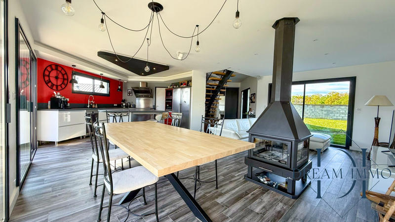 Maison contemporaine - 162 m² - 6 pièces