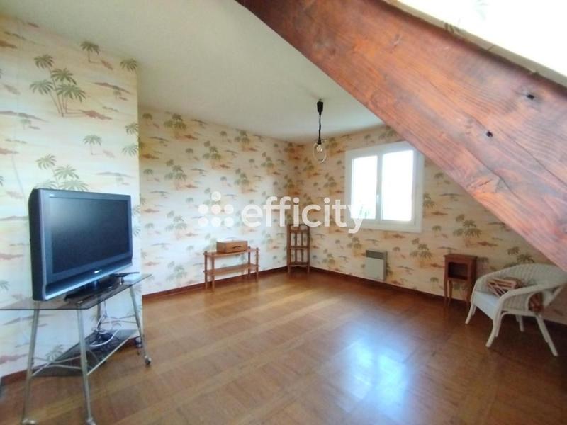 Maison - 212 m² - 8 pièces