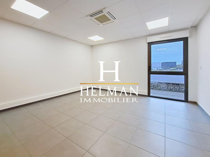 Bureau - 331 m² - 14 pièces