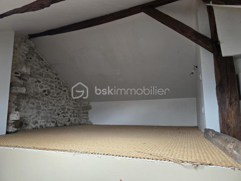 Maison en pierre - 100 m² - 4 pièces