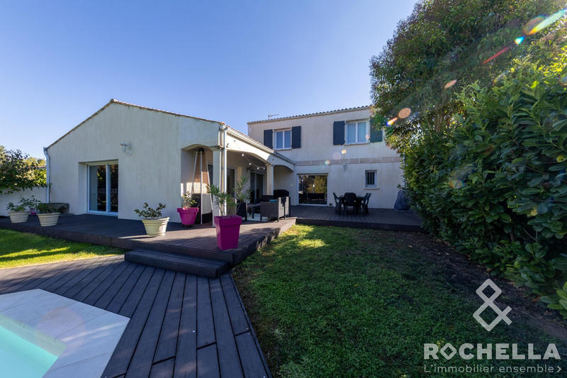 Maison contemporaine - 180 m² - 6 pièces