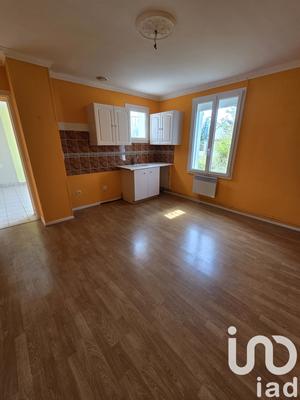 Maison - 82 m² - 3 pièces