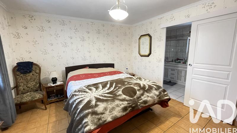 Maison - 212 m² - 5 pièces