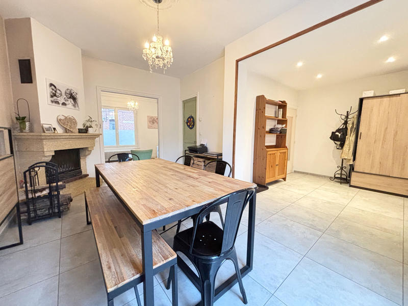 Maison - 159 m² - 7 pièces