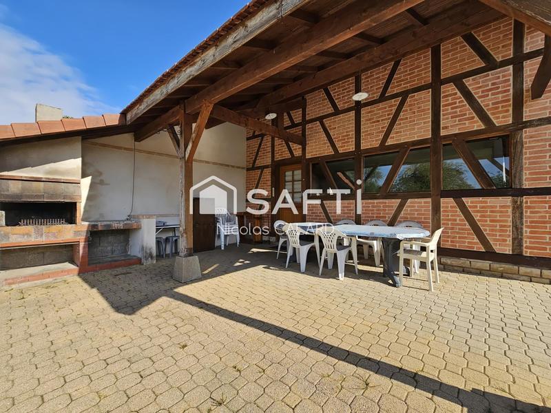 Maison - 122 m² - 7 pièces