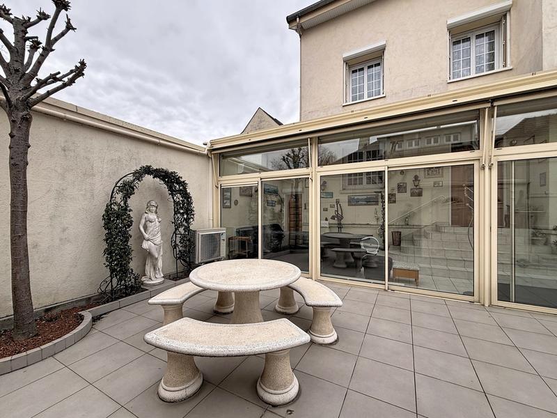 Maison - 127 m² - 6 pièces