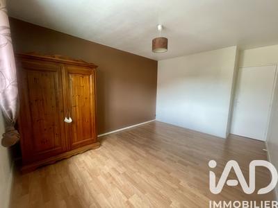 Appartement - 100 m² - 5 pièces