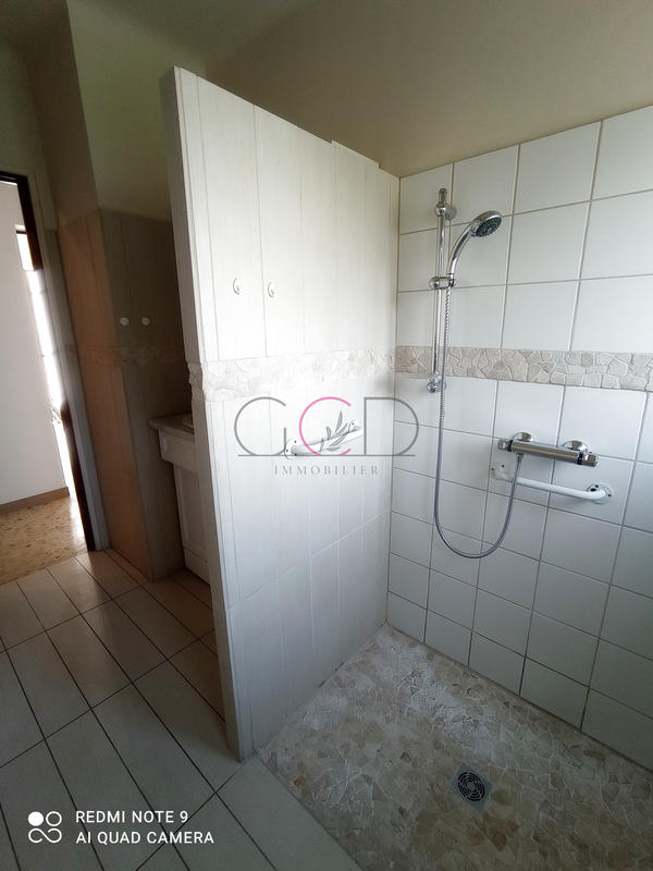 Appartement - 99 m² - 5 pièces