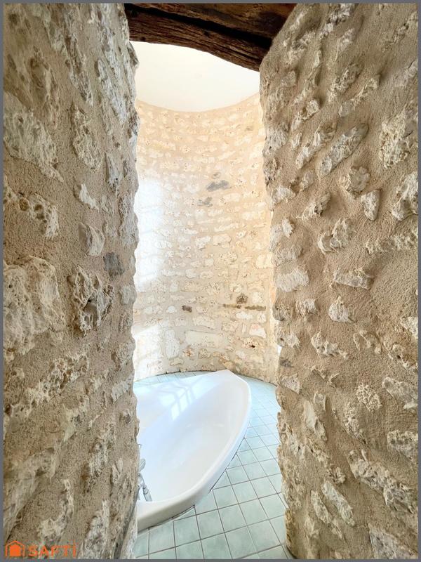 Maison - 294 m² - 9 pièces