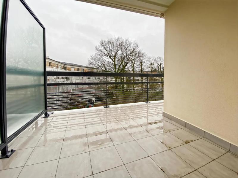 Appartement - 84 m² - 4 pièces