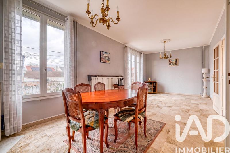 Maison - 95 m² - 3 pièces