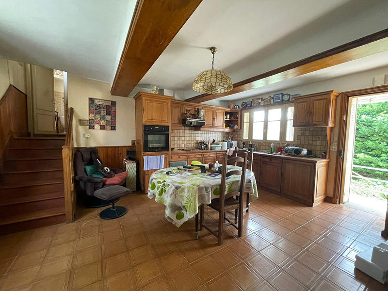 Maison - 80 m² - 4 pièces