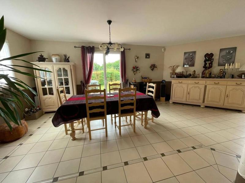 Maison - 125 m² - 5 pièces