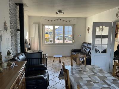 Maison - 83 m² - 4 pièces