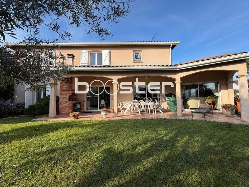 Maison ancienne - 223 m² - 7 pièces