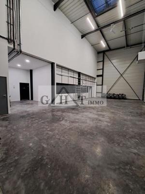 Entrepôt - 510 m²