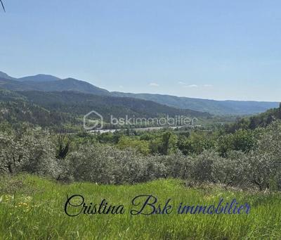 Maison - 190 m² - 8 pièces