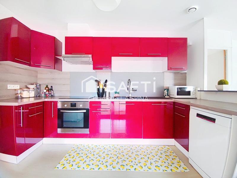 Maison - 123 m² - 4 pièces