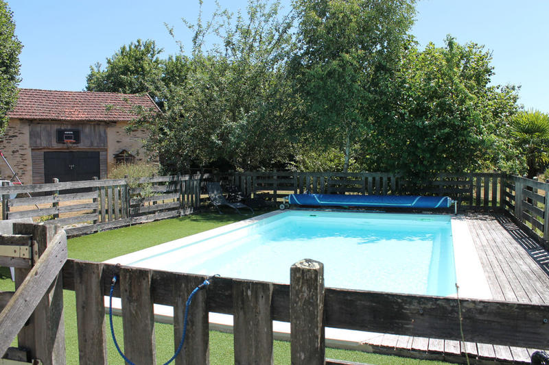 Maison - 124 m² - 9 pièces