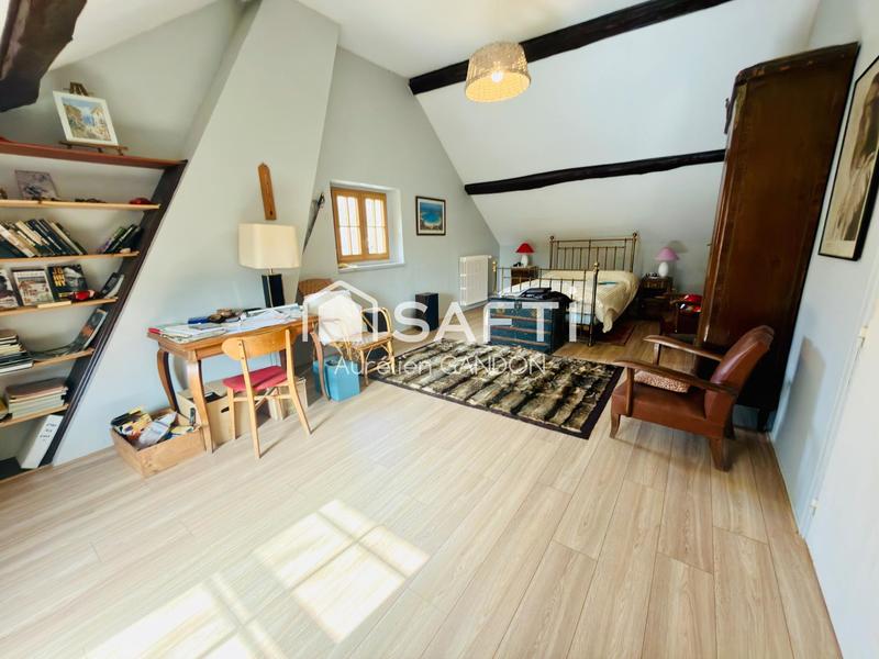 Maison - 150 m² - 4 pièces