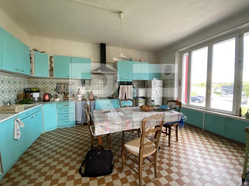 Maison - 165 m² - 6 pièces