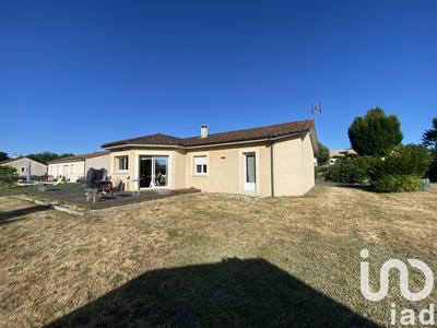 Maison - 104 m² - 4 pièces