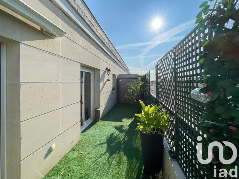 Studio - 30 m² - 1 pièce