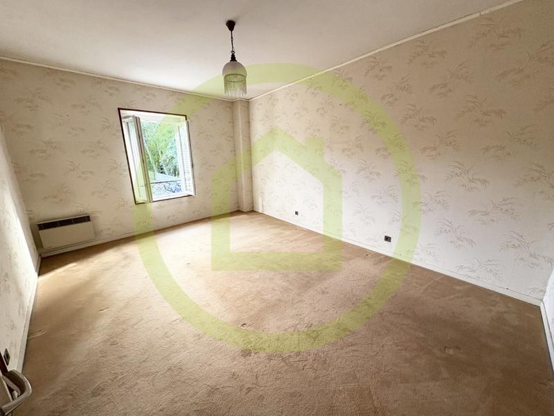 Maison - 101 m² - 6 pièces