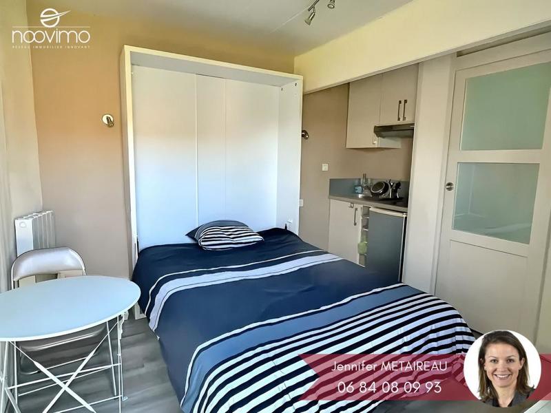 Maison - 222 m² - 9 pièces