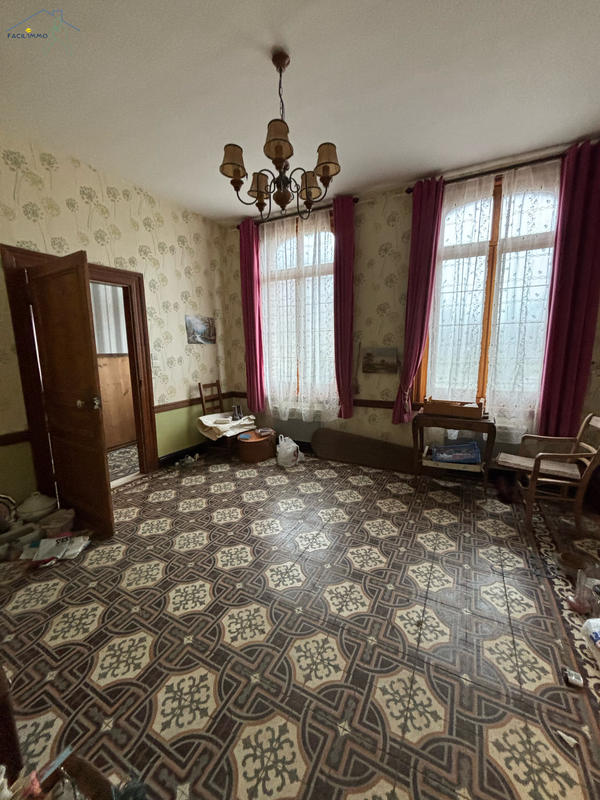 Maison - 127 m² - 6 pièces