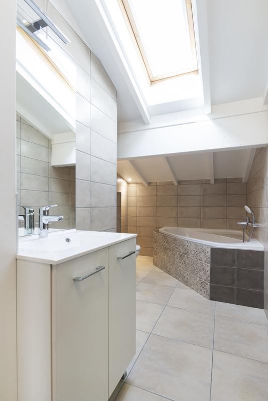 Appartement - 84 m² - 6 pièces