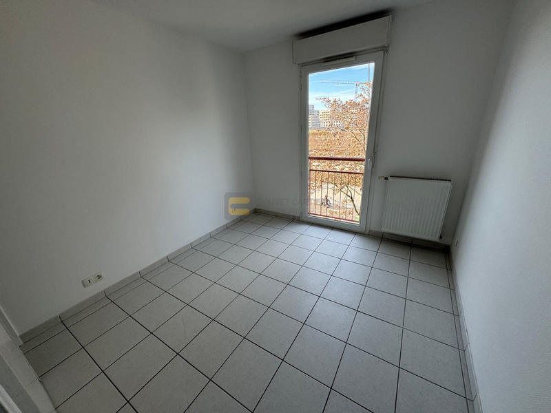 Appartement - 83 m² - 4 pièces
