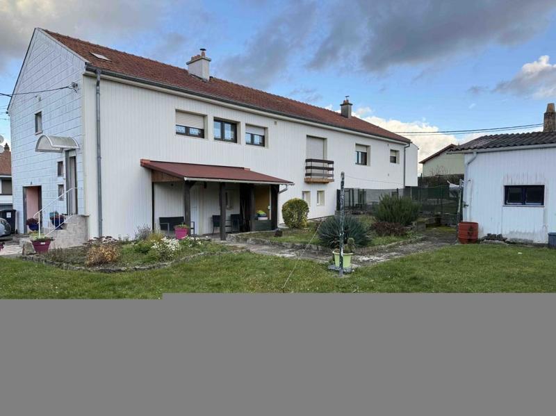 Maison - 82 m² - 5 pièces