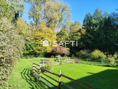 Maison - 137 m² - 6 pièces