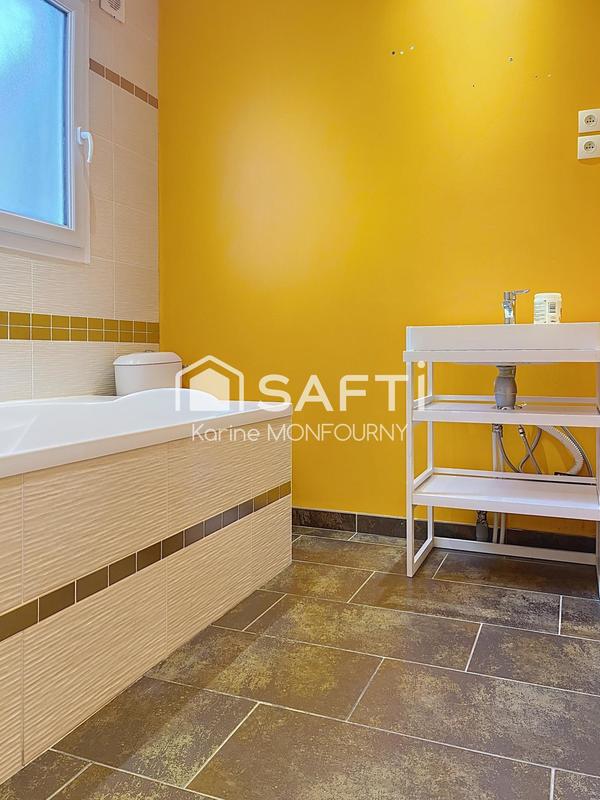 Maison - 84 m² - 3 pièces