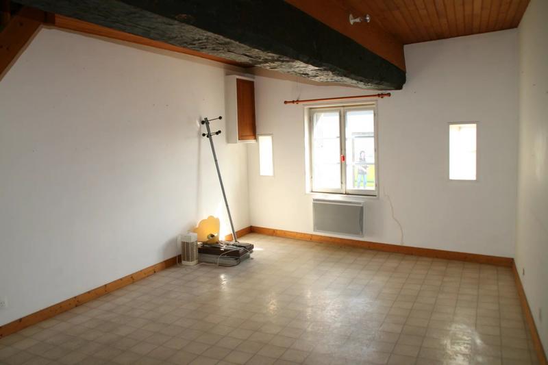 Maison - 80 m² - 5 pièces