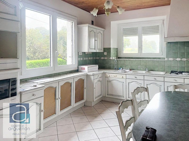 Maison - 96 m² - 5 pièces