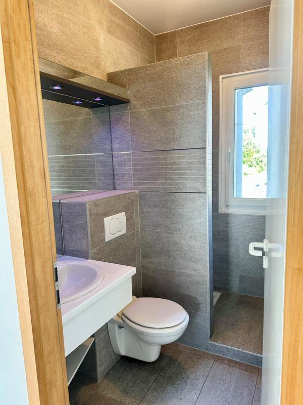 Maison contemporaine - 177 m² - 6 pièces