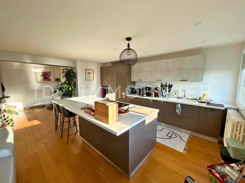 Appartement - 101 m² - 5 pièces