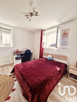 Maison - 168 m² - 10 pièces